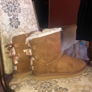 women’s UGG boots